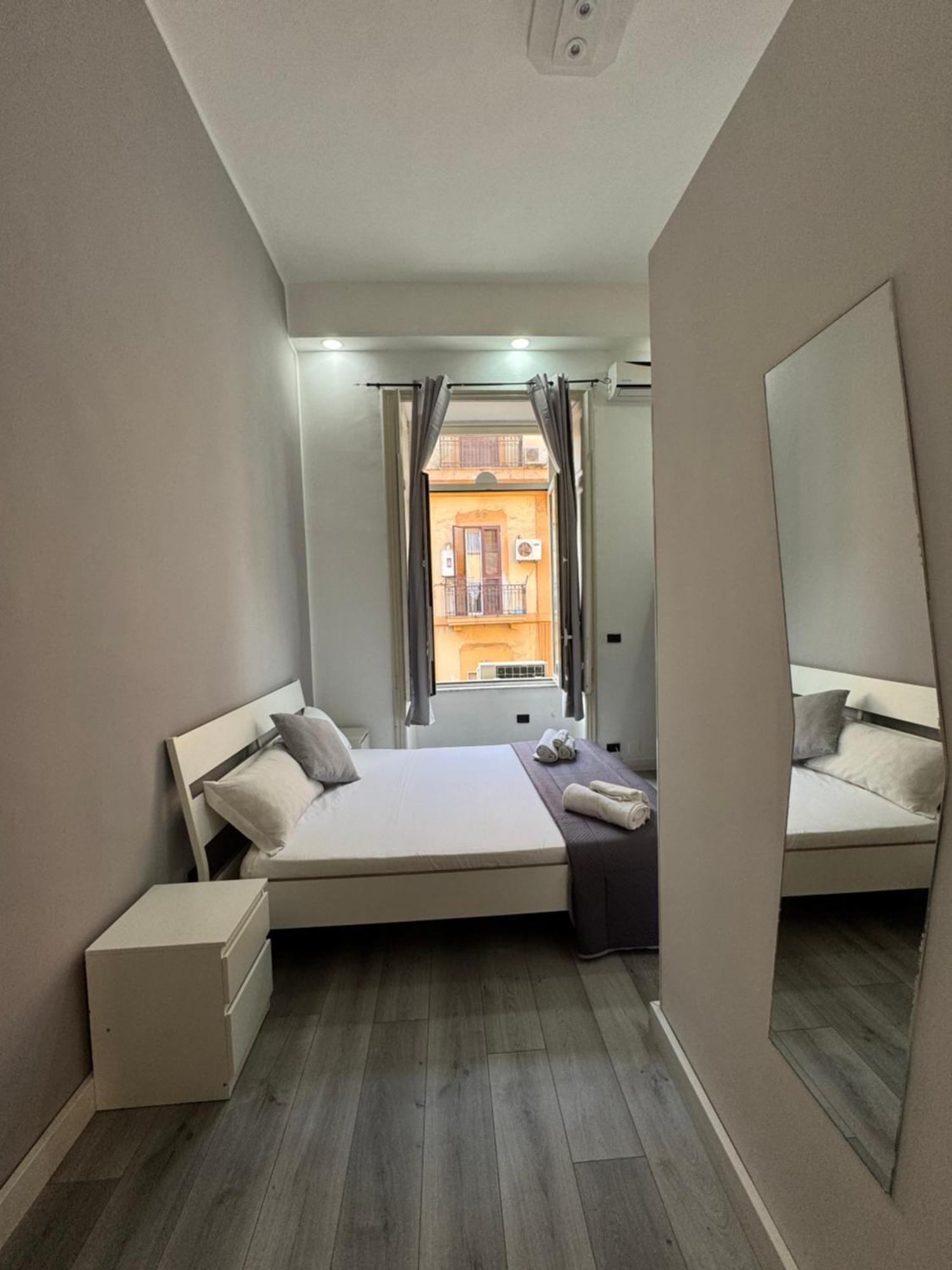 Bed and Breakfast Adda passa a nuttat Napoli Esterno foto