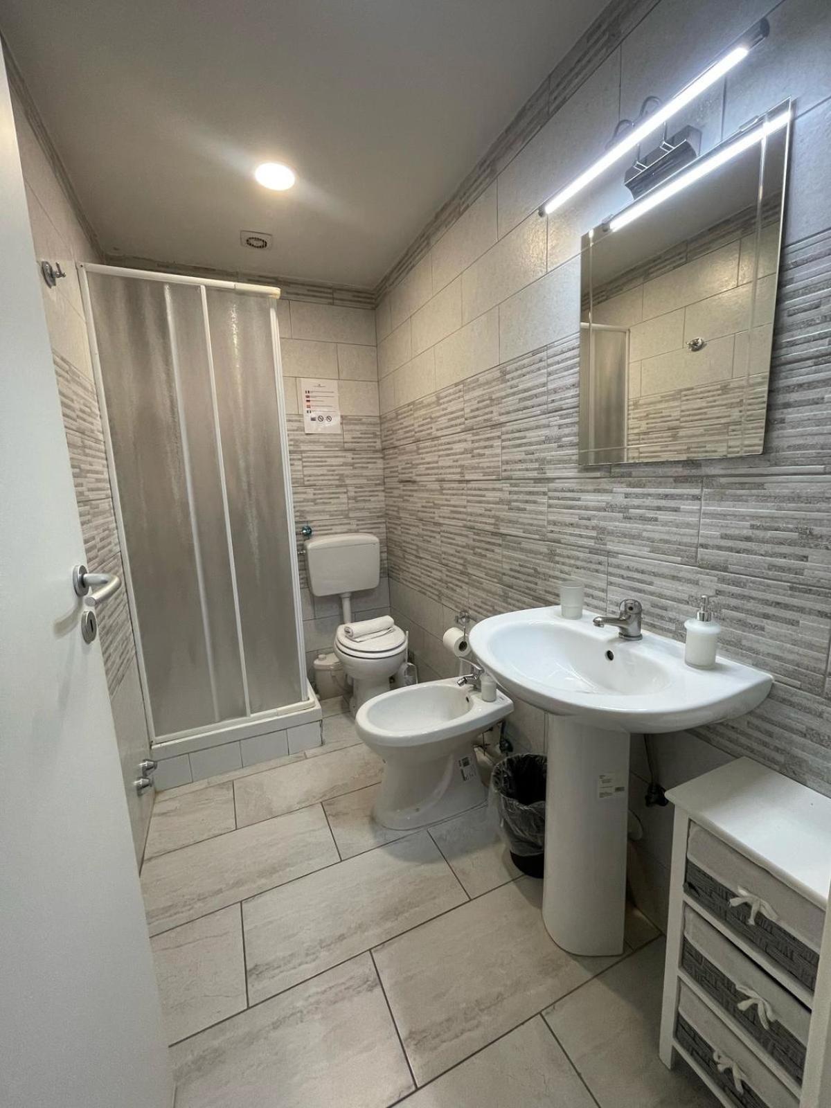 Bed and Breakfast Adda passa a nuttat Napoli Esterno foto