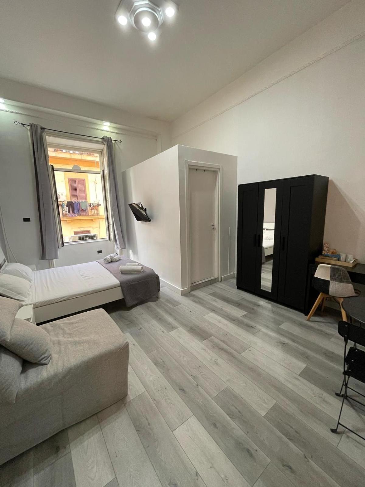 Bed and Breakfast Adda passa a nuttat Napoli Esterno foto