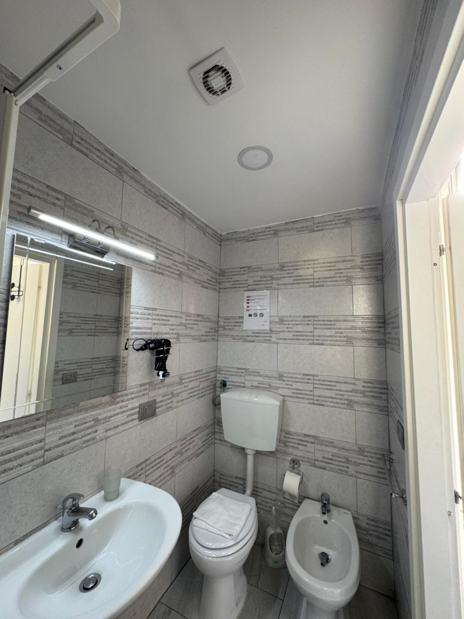 Bed and Breakfast Adda passa a nuttat Napoli Esterno foto